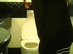 SG Toilet Voyeur 10 - Very Pang Skirt