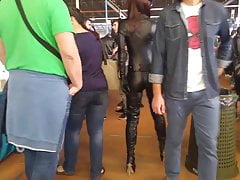 Latex suit catwomen ass candid leggings